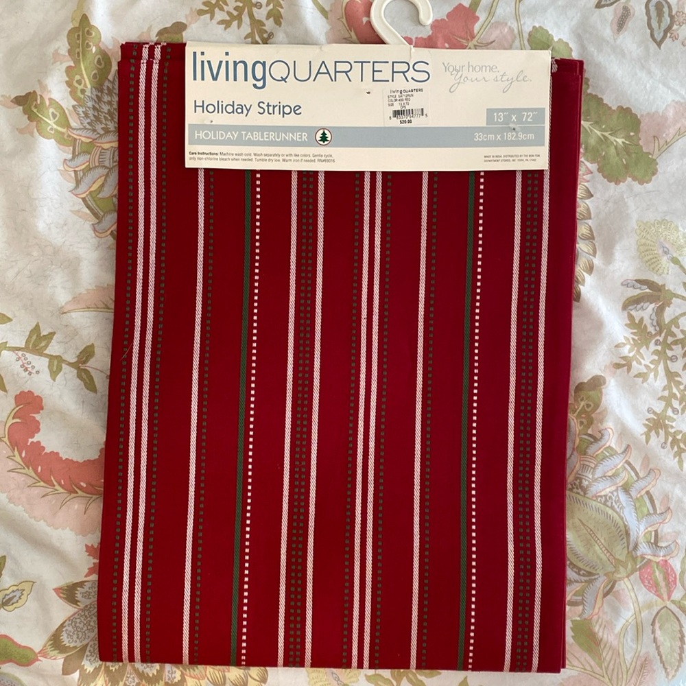 Holiday table runner